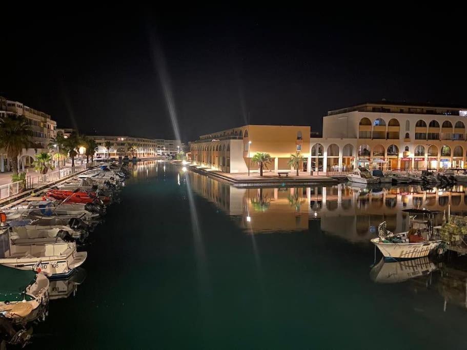 Studette Avec Spa & Jacuzzi Sète Exterior foto
